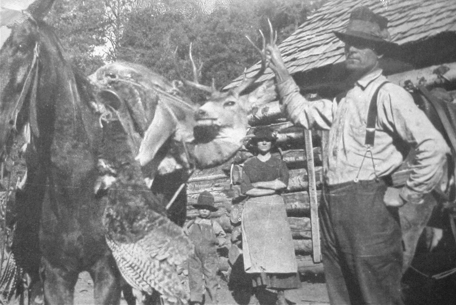 John Franklin Waldrip, Lola Davis, and Floyd Home from Hunting