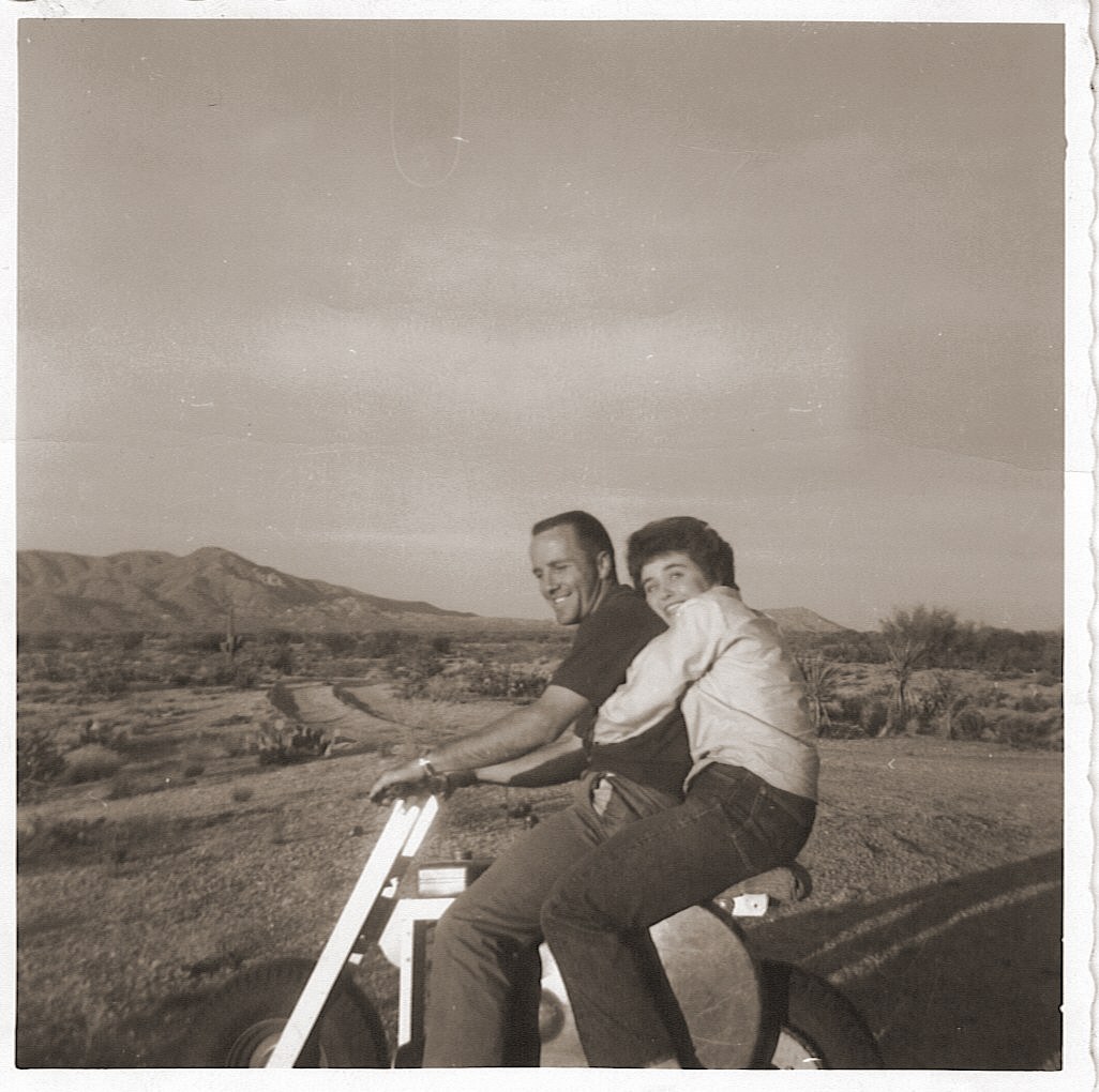 Marvin and Ann Waldrip outdoors in an informal portrait